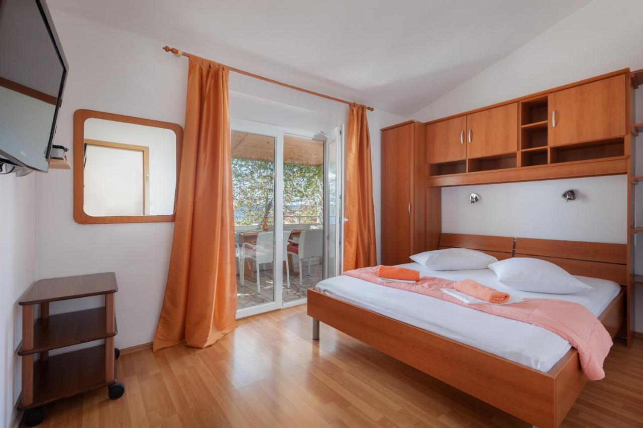 Apartments By The Sea Igrane, Makarska - 310 Exteriér fotografie