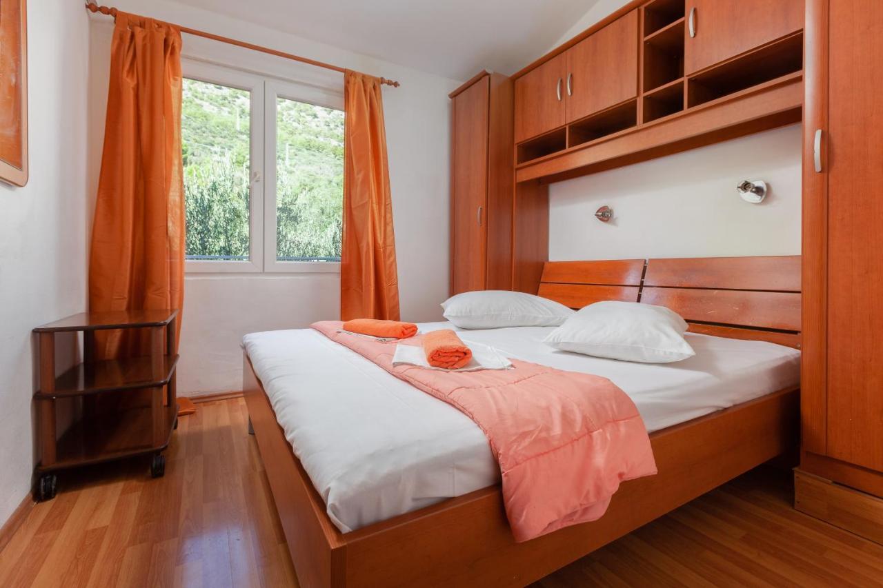 Apartments By The Sea Igrane, Makarska - 310 Exteriér fotografie