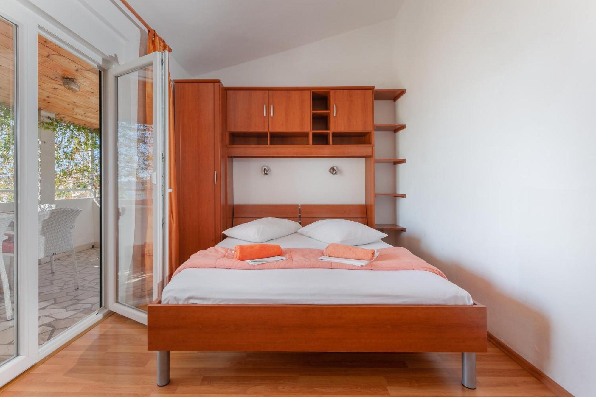 Apartments By The Sea Igrane, Makarska - 310 Pokoj fotografie